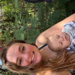 Former ER Vet Tech now a traveling mother (SOLO only)